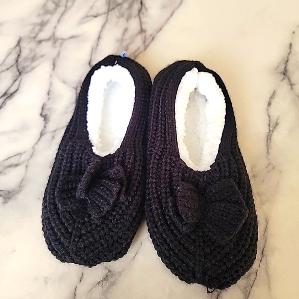 Snoozies Slippers Women's Medium Black
